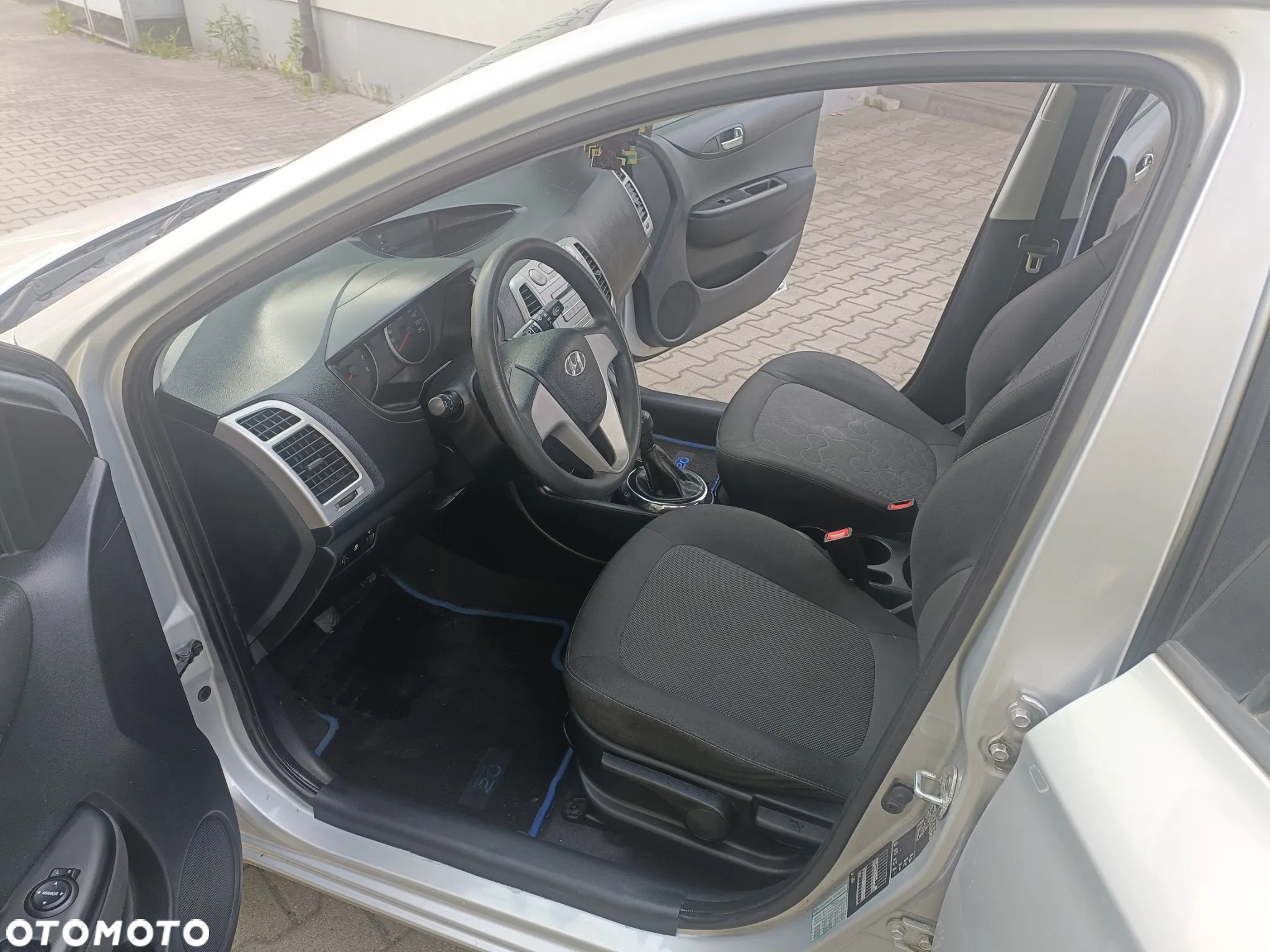 Hyundai i20 1.2 Comfort - 10