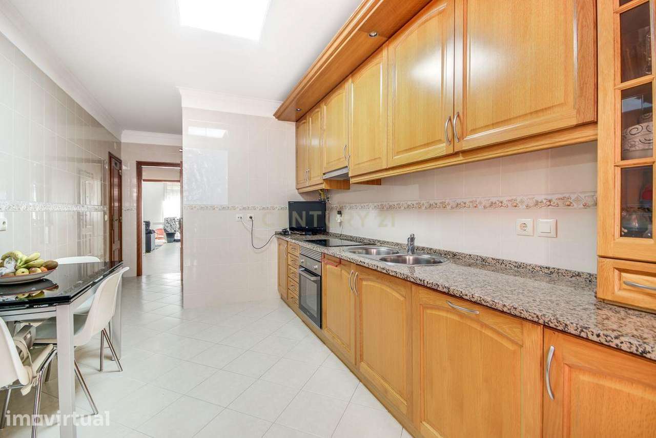Apartamento, 102 m², Vialonga - Grande imagem: 2/8