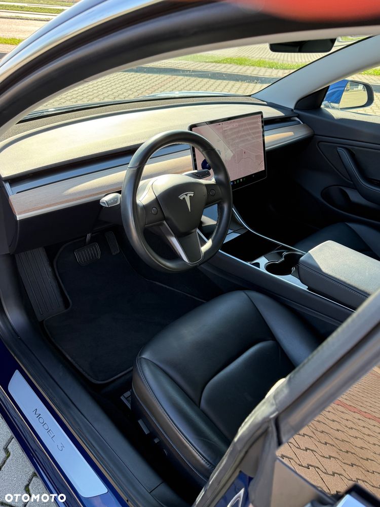 Tesla Model 3 - 15