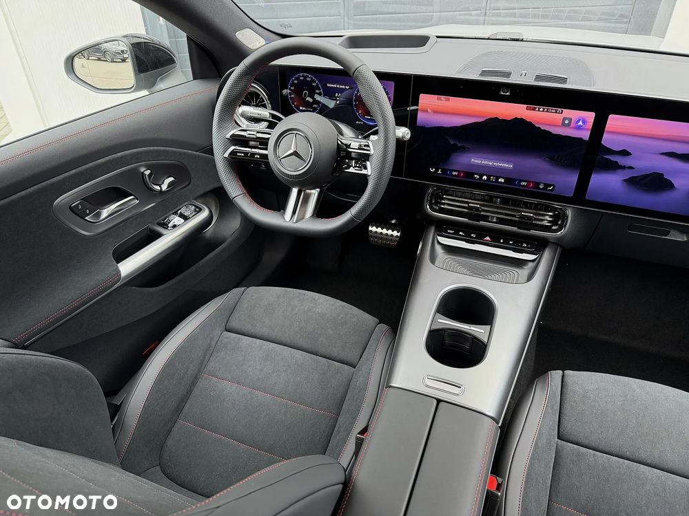 Mercedes-Benz CLA - 10