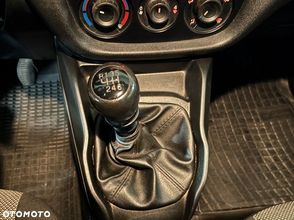 Fiat Doblo Maxi - 19