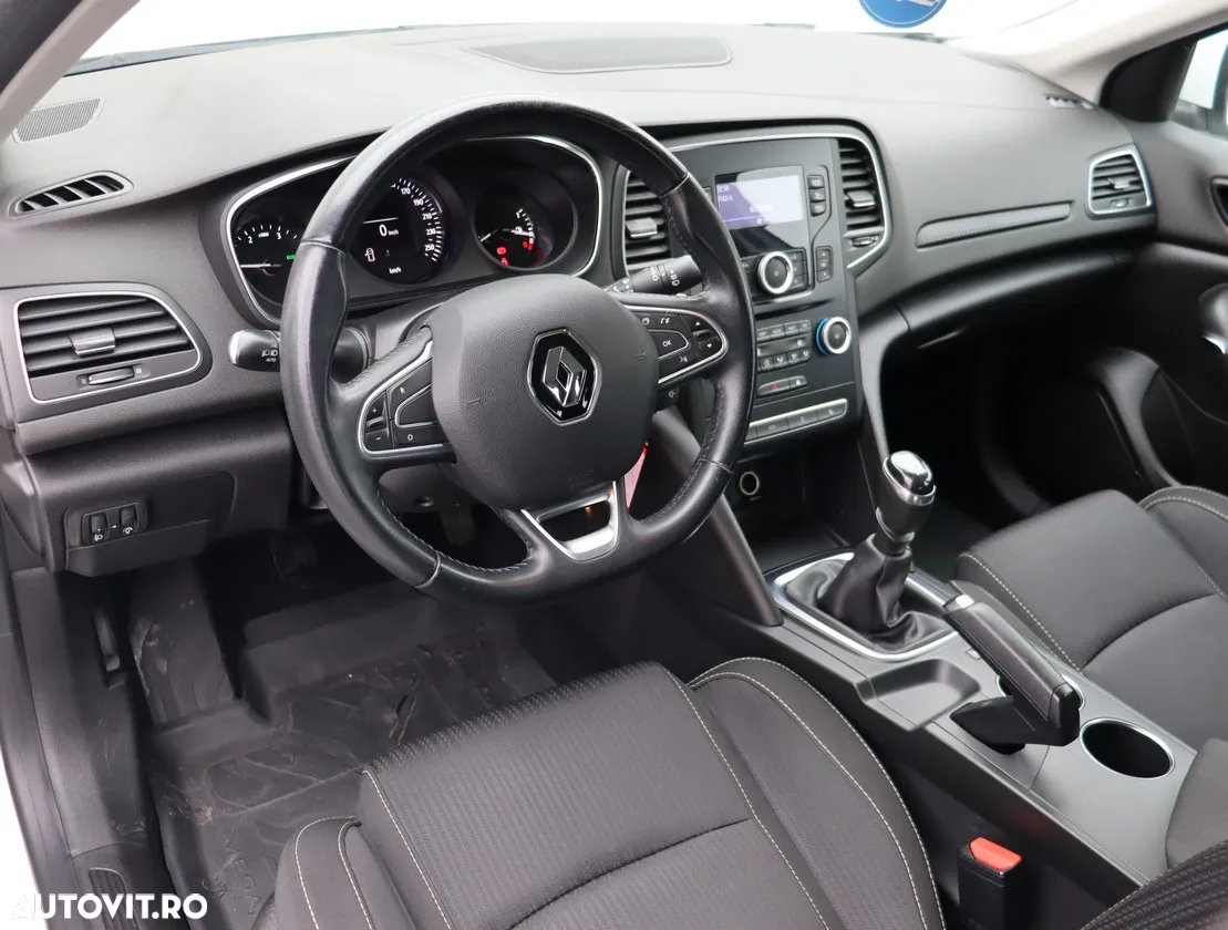 Renault Megane - 9