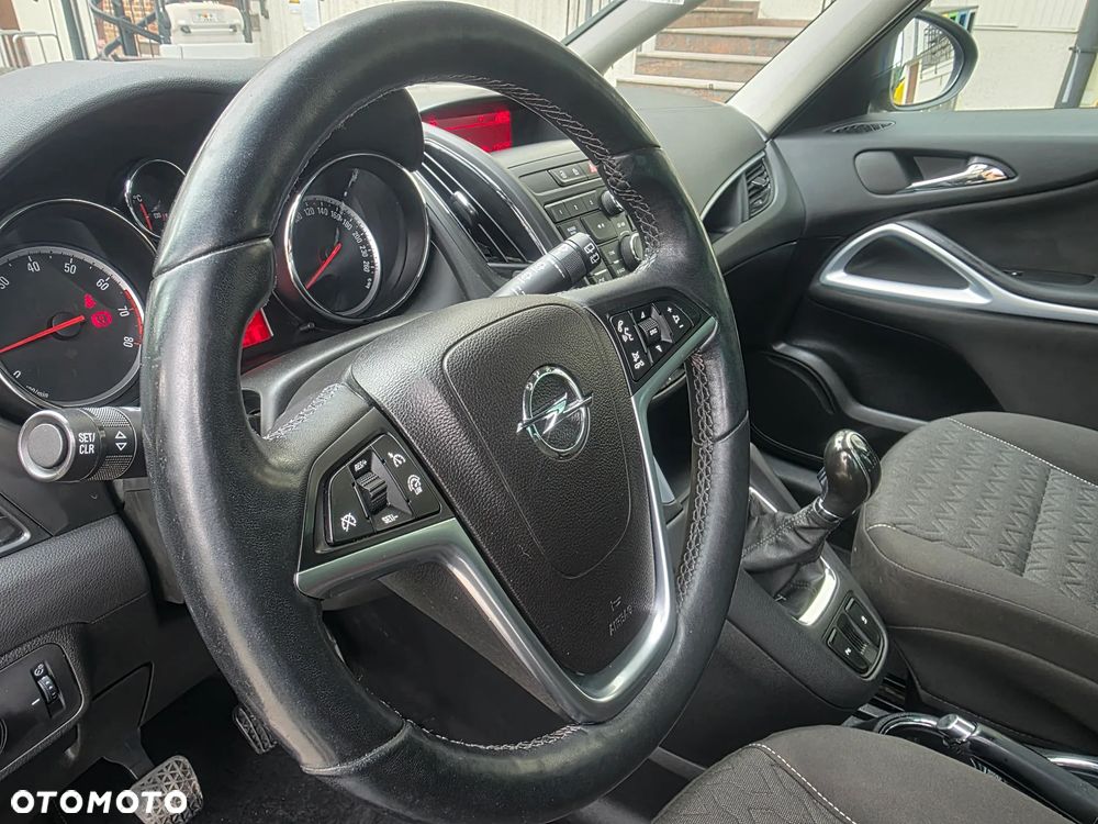 Opel Zafira Tourer 1.4 Turbo Active - 30