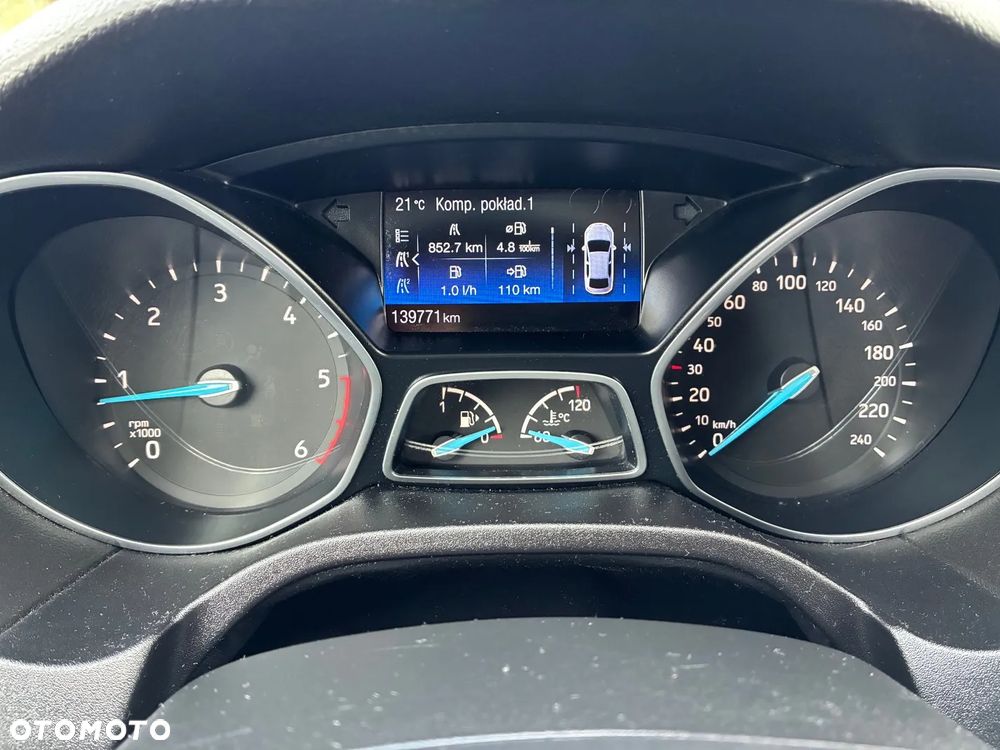 Ford Focus - 17