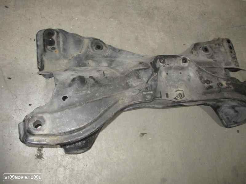CHARRIOT FRONTAL HONDA CIVIC VI HATCHBACK 2001 - - 2