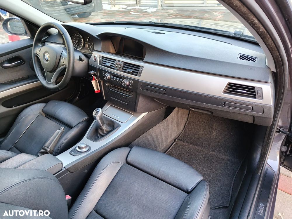 BMW Seria 1 118i - 6