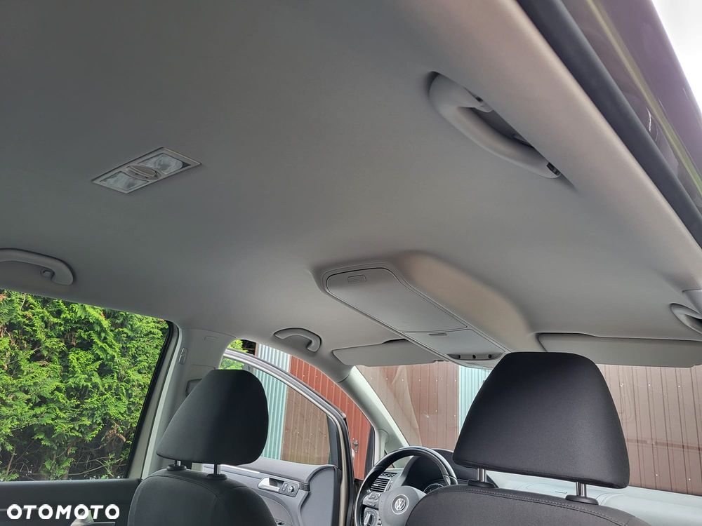 Volkswagen Touran 2.0 TDI Highline DSG - 11