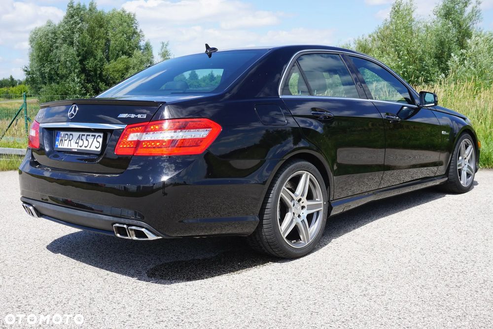 Mercedes-Benz Klasa E 63 AMG - 7