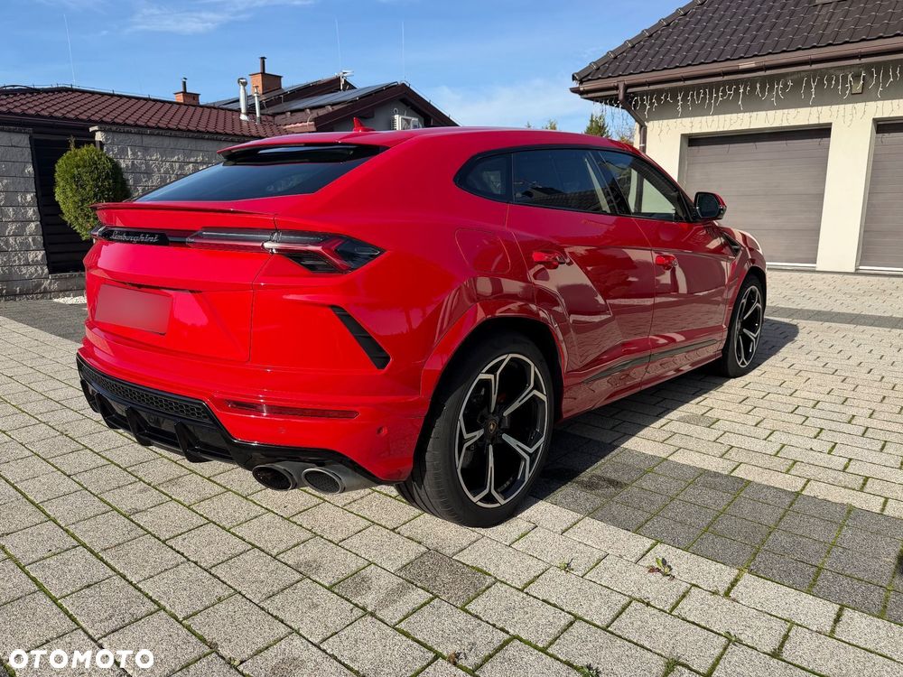 Lamborghini Urus - 8