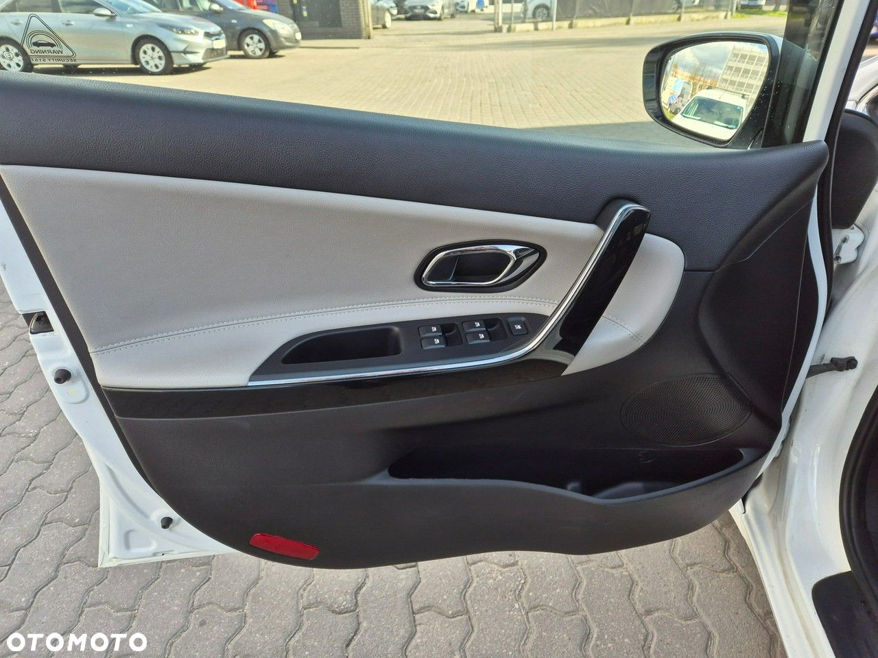 Kia Ceed - 12