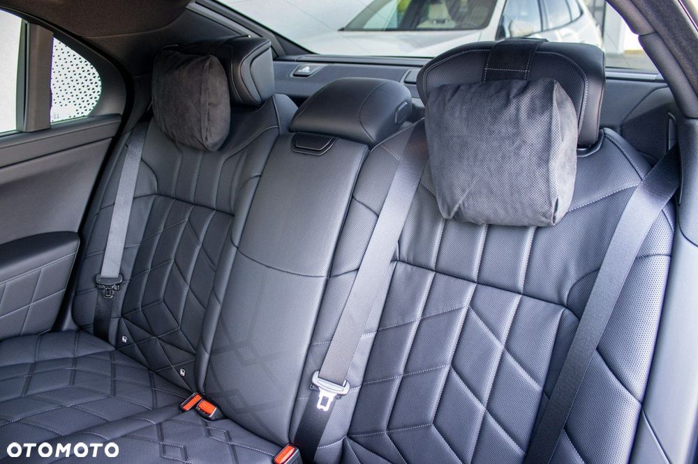 BMW Seria 7 - 15