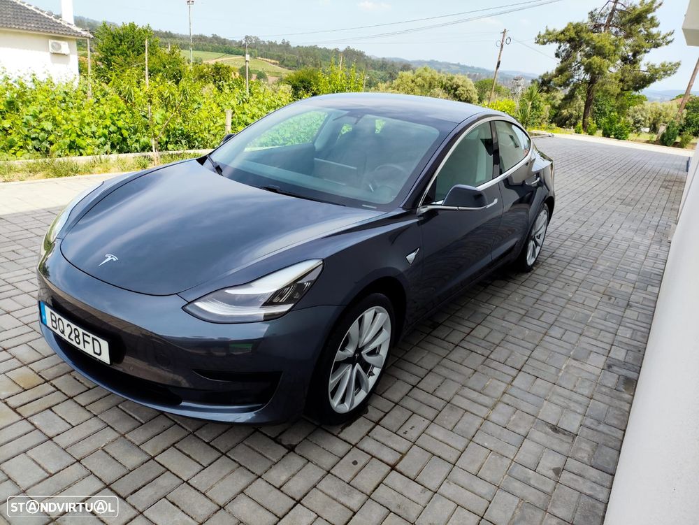 Tesla Model 3 Standard Range Plus RWD - 3