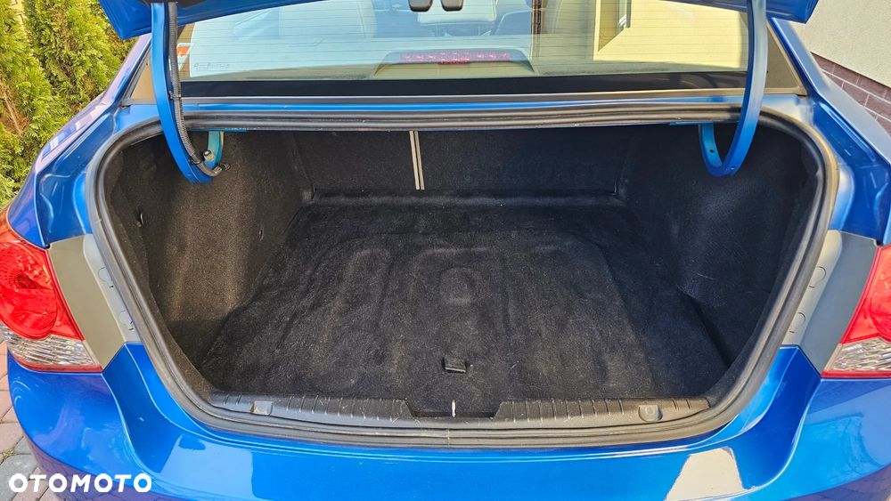 Chevrolet Cruze 1.8 LT+ - 22