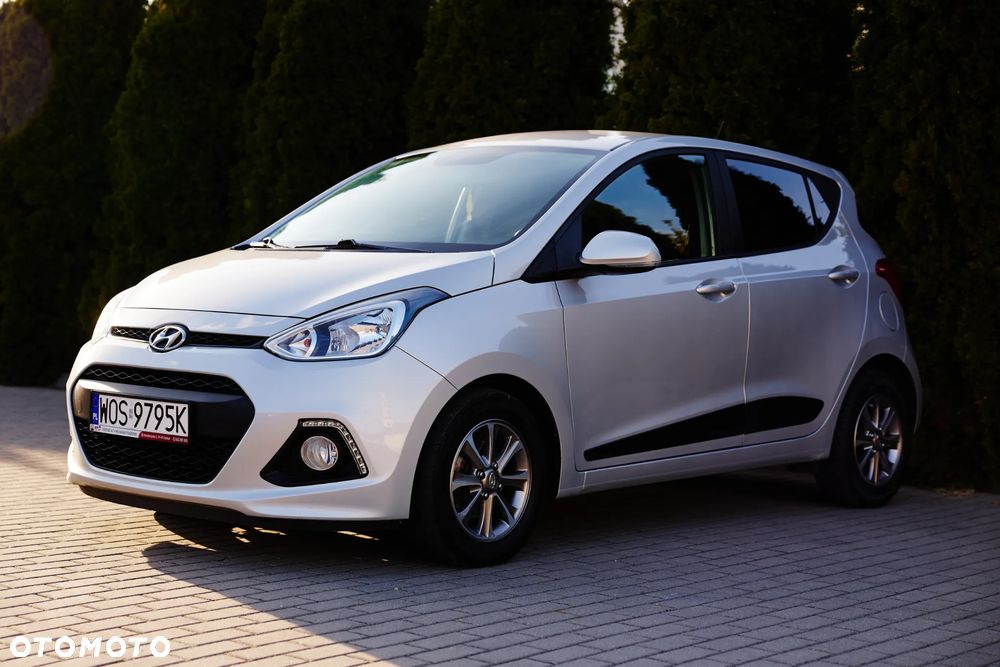 Hyundai i10 1.2 Fifa World Cup Edition - 12
