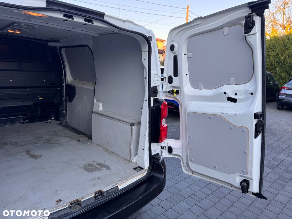 Peugeot Expert Jumpy Scudo Proace - 32