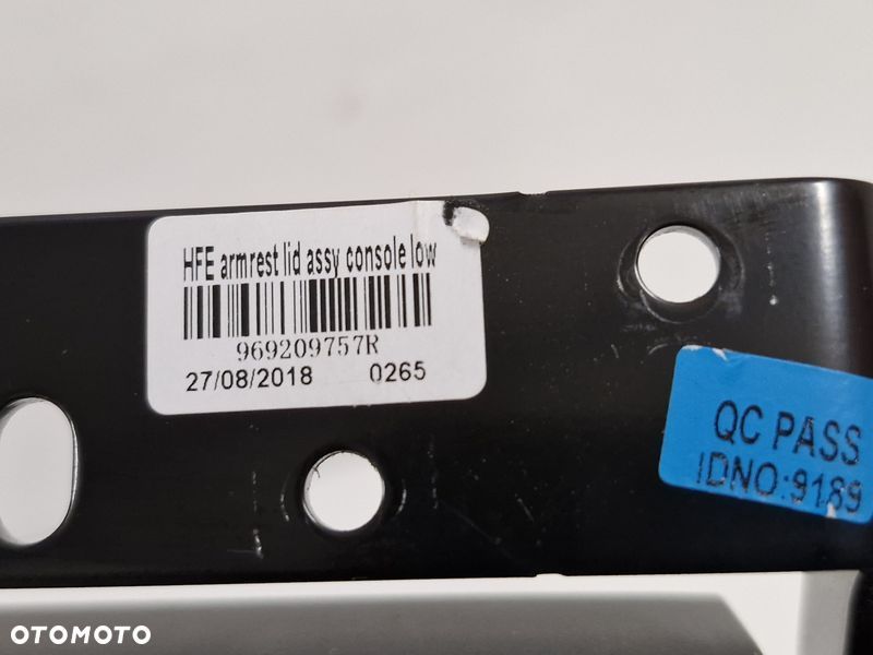 RENAULT KADJAR PODŁOKIETNIK MATERIAŁ 969209757R - 4