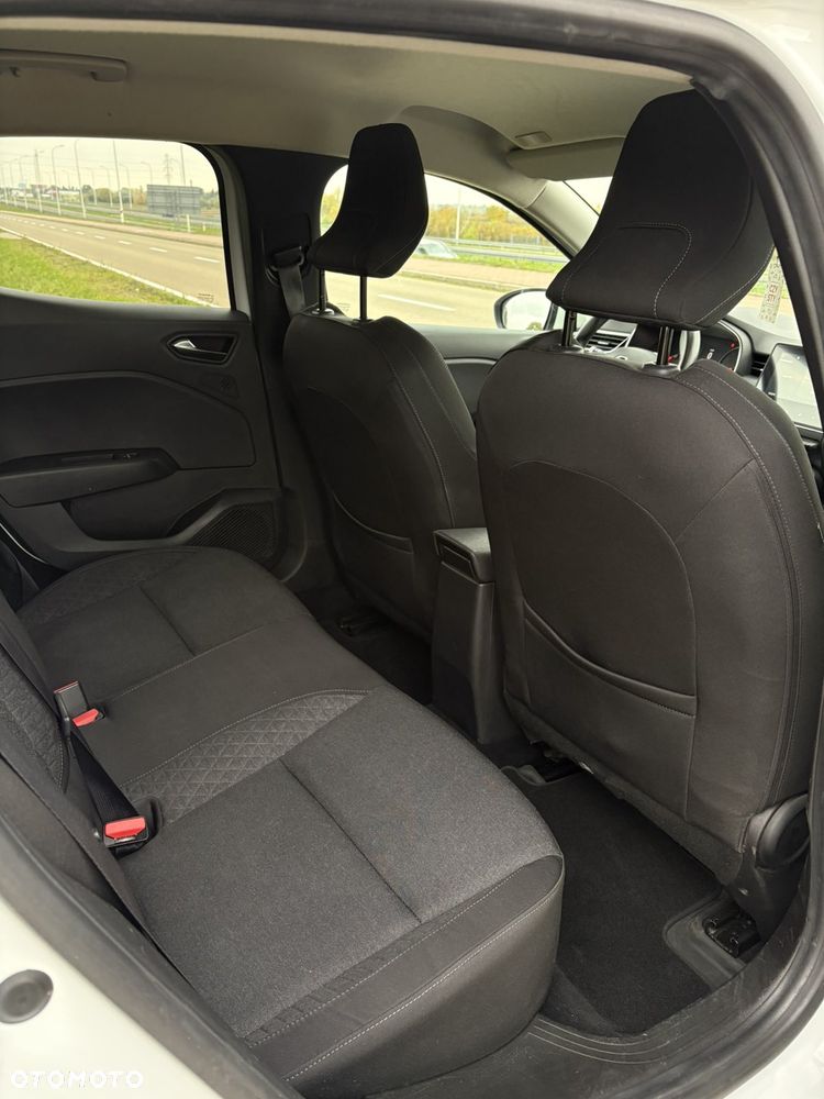 Renault Clio 1.0 TCe Zen Xtronic - 10