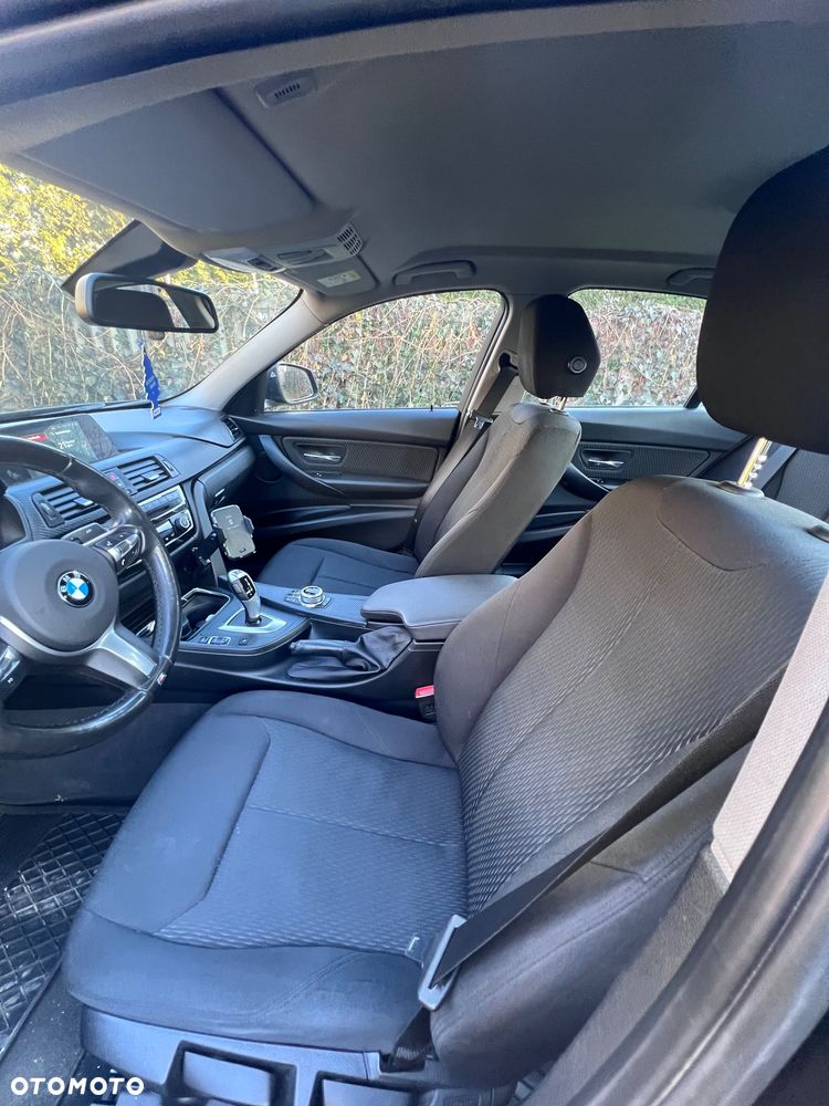 BMW Seria 3 318d Advantage - 13