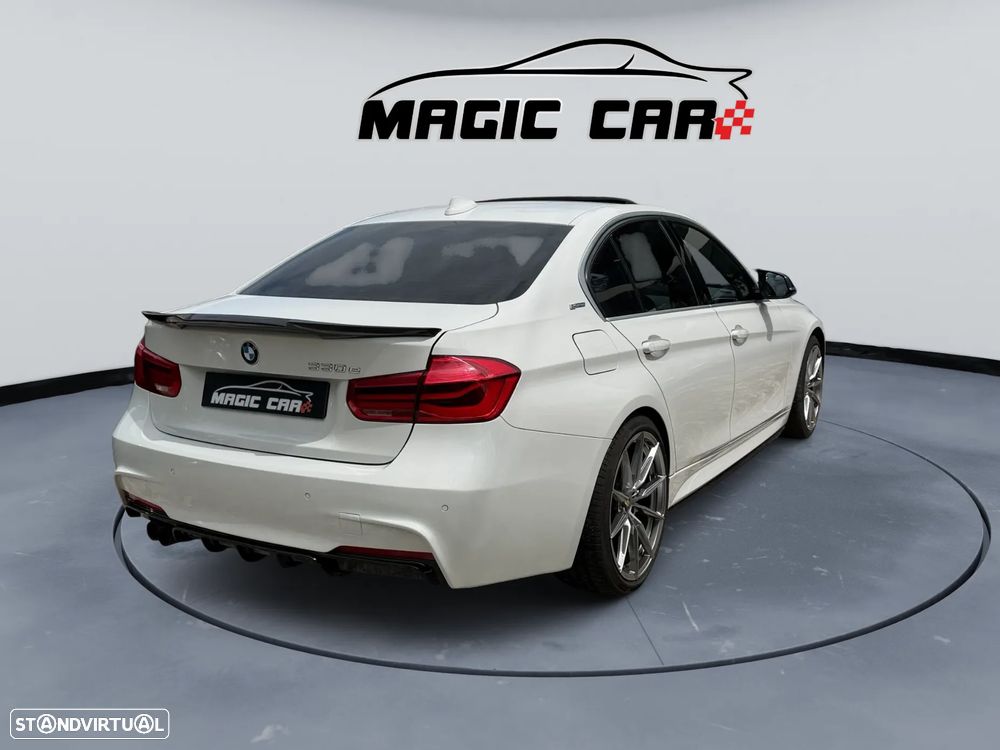 BMW 330 e iPerformance Pack M - 4