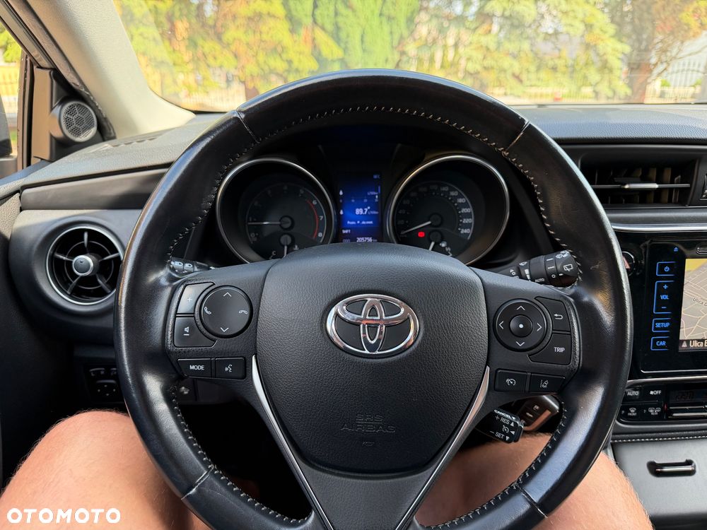 Toyota Auris 1.2 Turbo Edition S+ - 16
