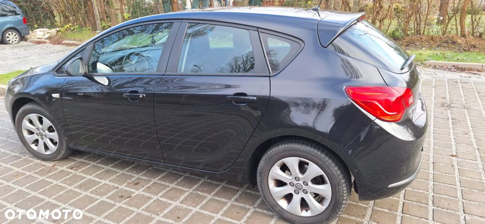 Opel Astra 1.4 Enjoy - 12