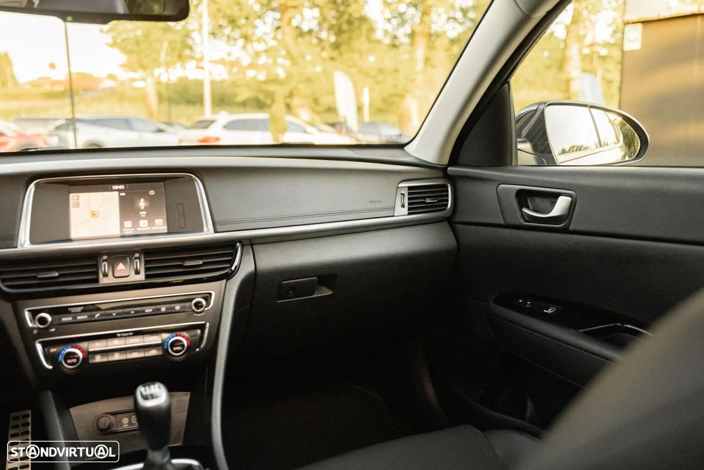 Kia Optima SW 1.7 CRDi Fleet - 15