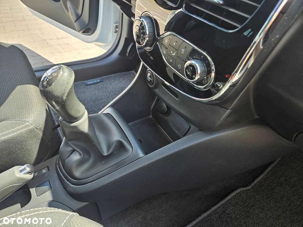 Renault Clio Energy TCe 90 Business - 12