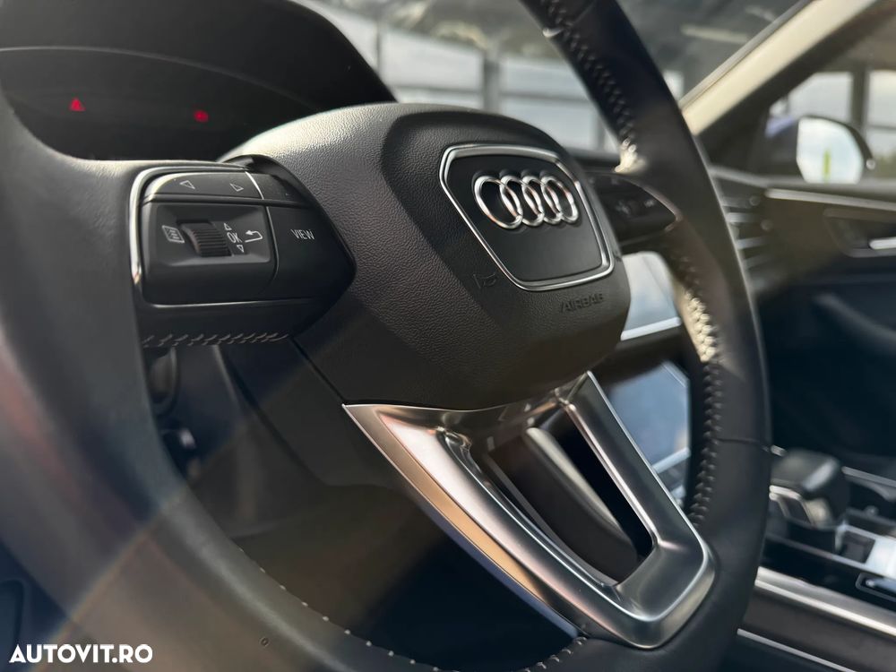 Audi Q8 55 TFSI quattro Tiptronic - 16