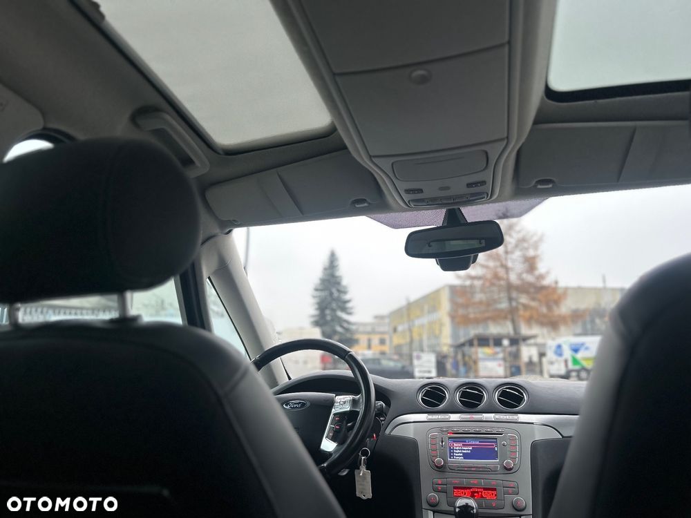 Ford Galaxy 2.3 Ambiente - 22