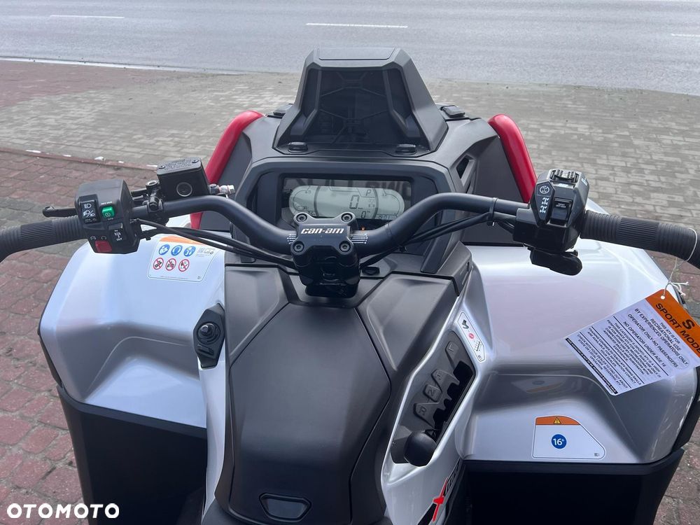 Can-Am Outlander - 5