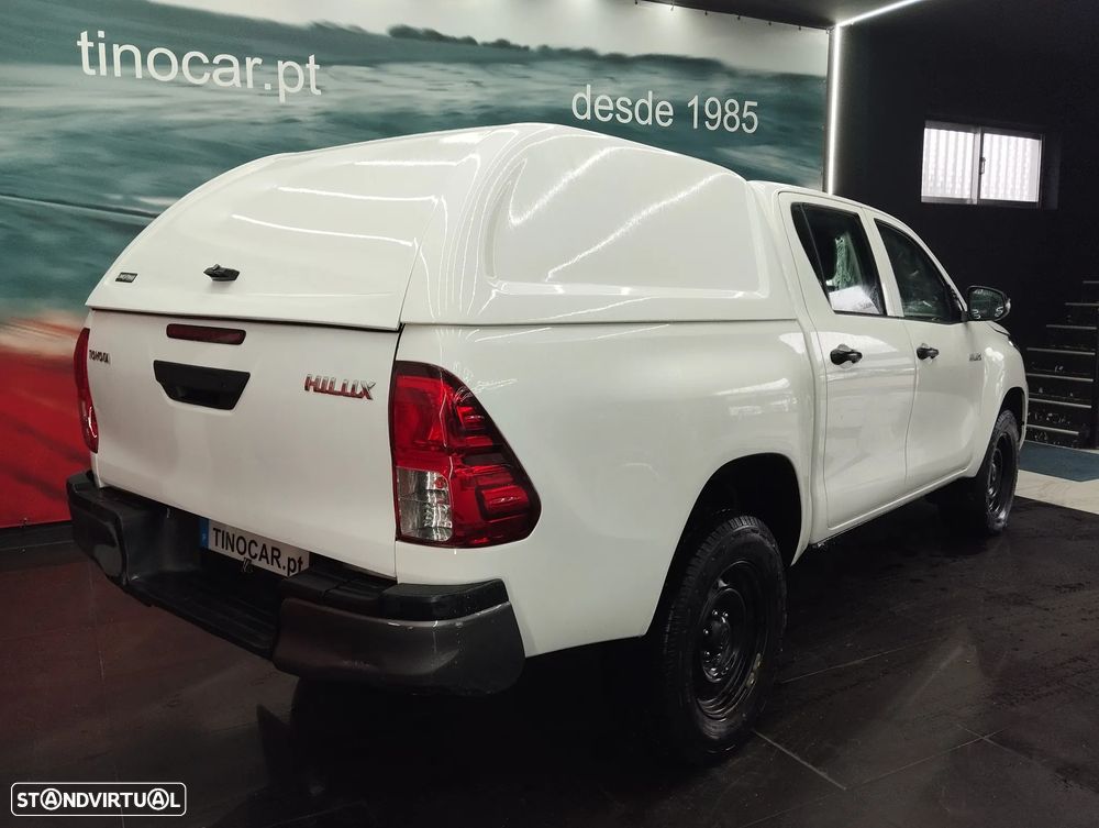 Toyota Hilux 2.4 D-4D 4WD CD CM - 6
