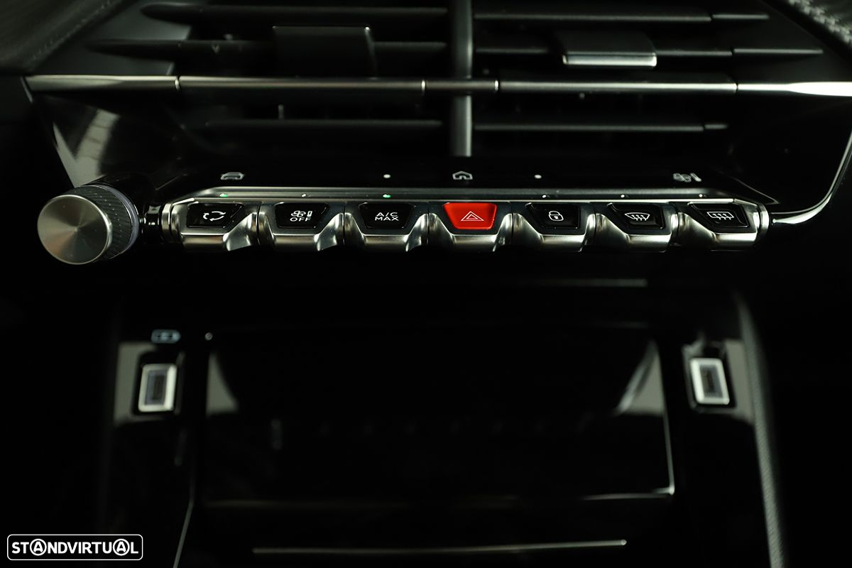 Peugeot 2008 1.2 PureTech Allure - 13