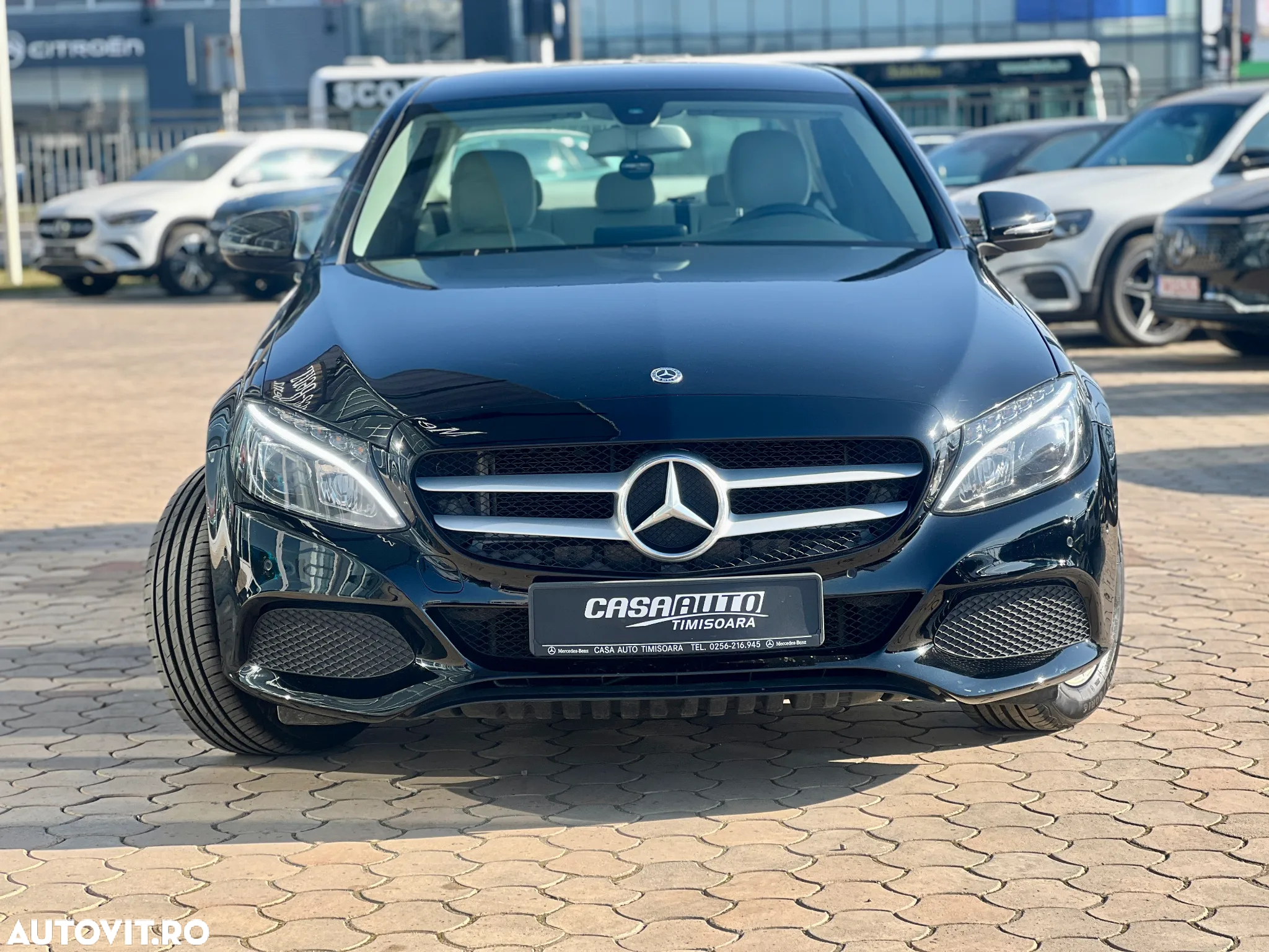 Mercedes-Benz C - 8