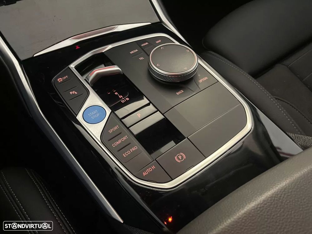 BMW i4 eDrive40 - 38