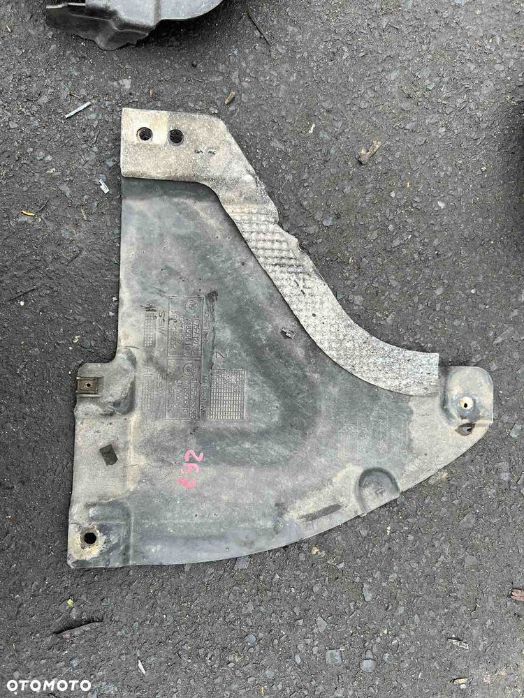Osłona podwozia pod auto boczna Bmw e92 - 1