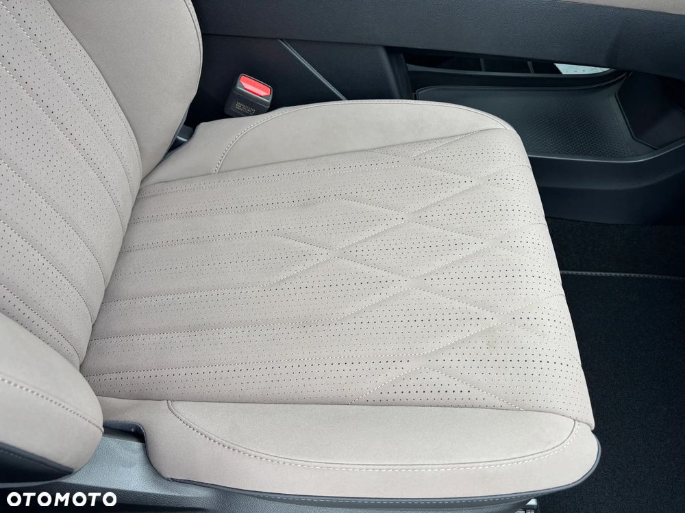 Chery Tiggo 8 1.5 T-GDI Super Hybrid Prestige DCT - 24
