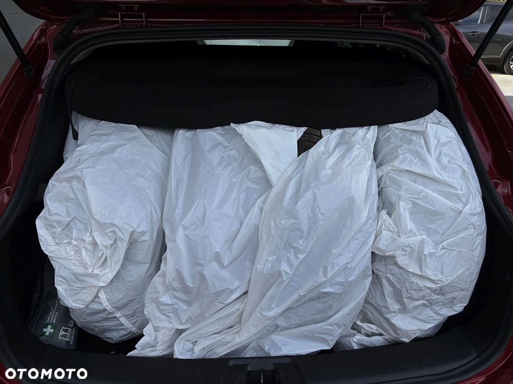 Nissan Qashqai 1.3 DIG-T DCT N-CONNECTA - 35