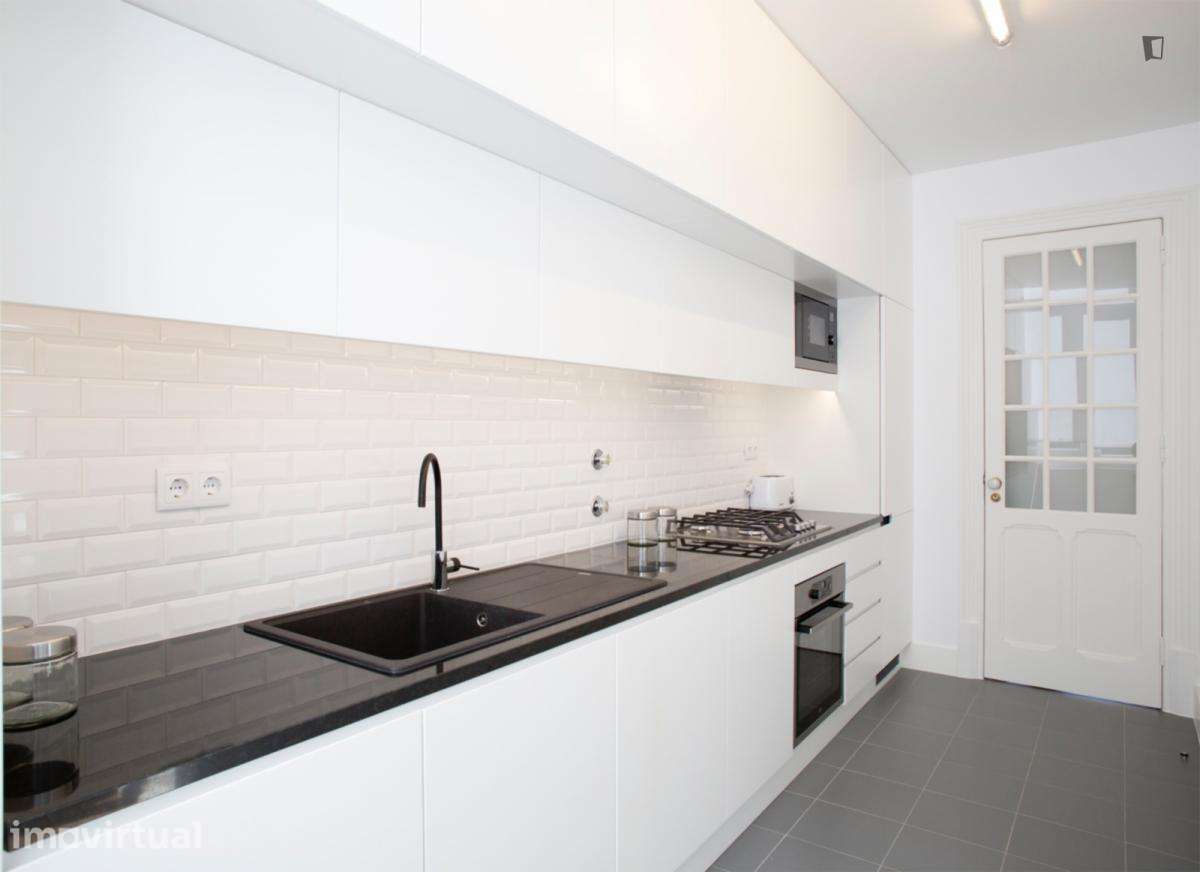Quarto - localizado em Arroios Lisbon - Grande imagem: 3/19