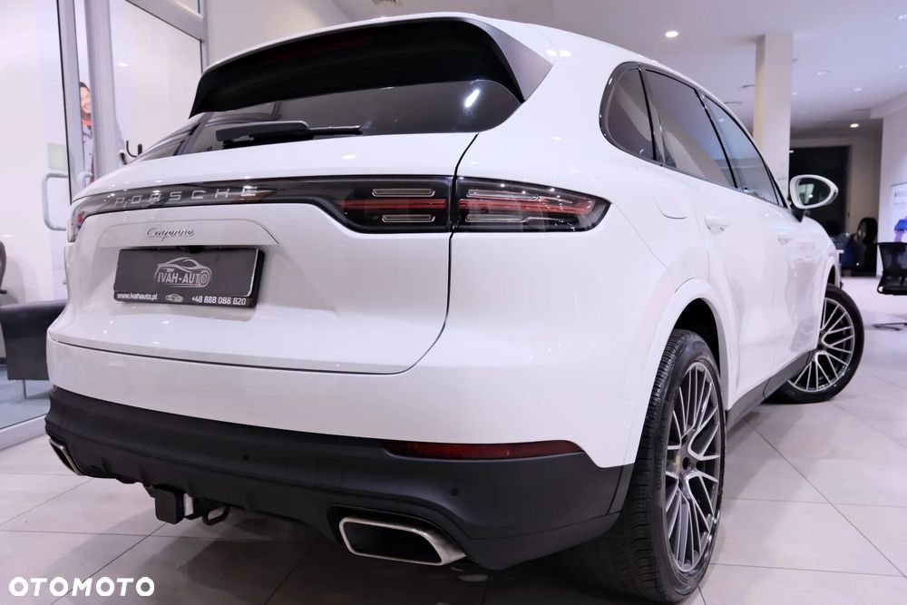 Porsche Cayenne Platinum Edition - 16