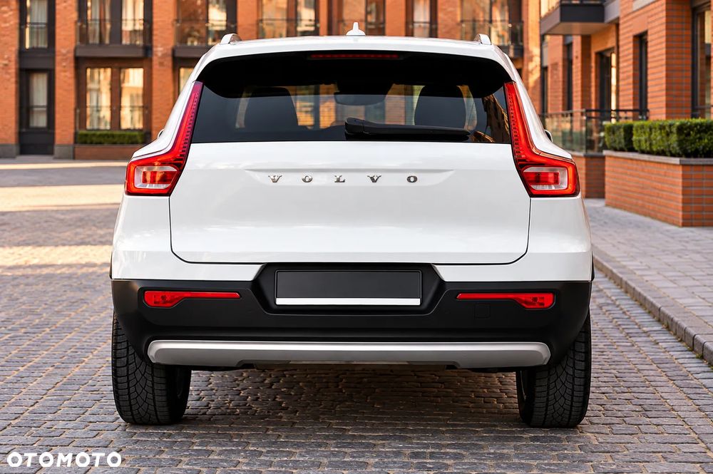 Volvo XC 40 T3 Momentum Pro - 15