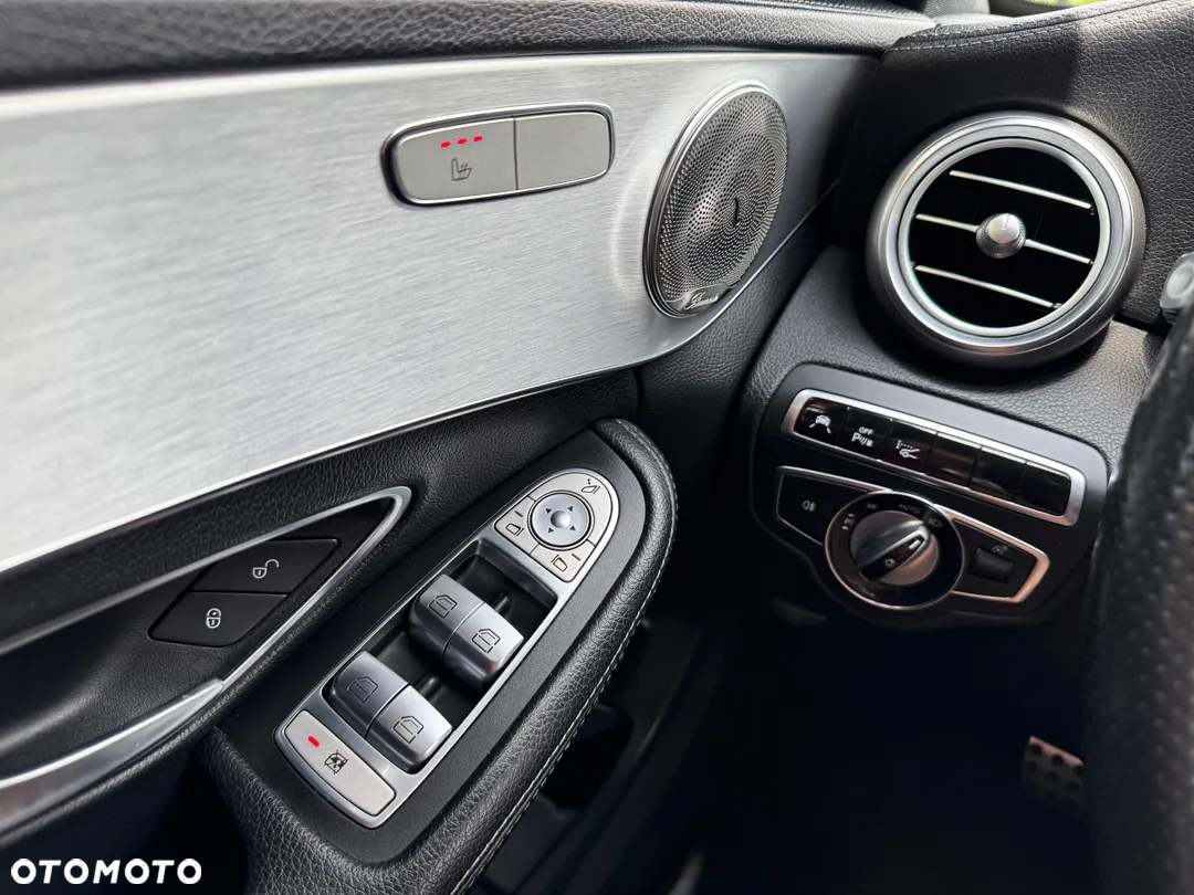 Mercedes-Benz Klasa C 220 (BlueTEC) d 7G-TRONIC AMG Line - 24