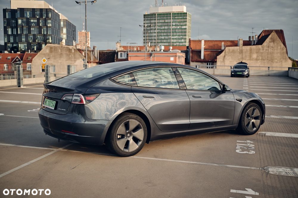 Tesla Model 3 Long Range AWD - 5