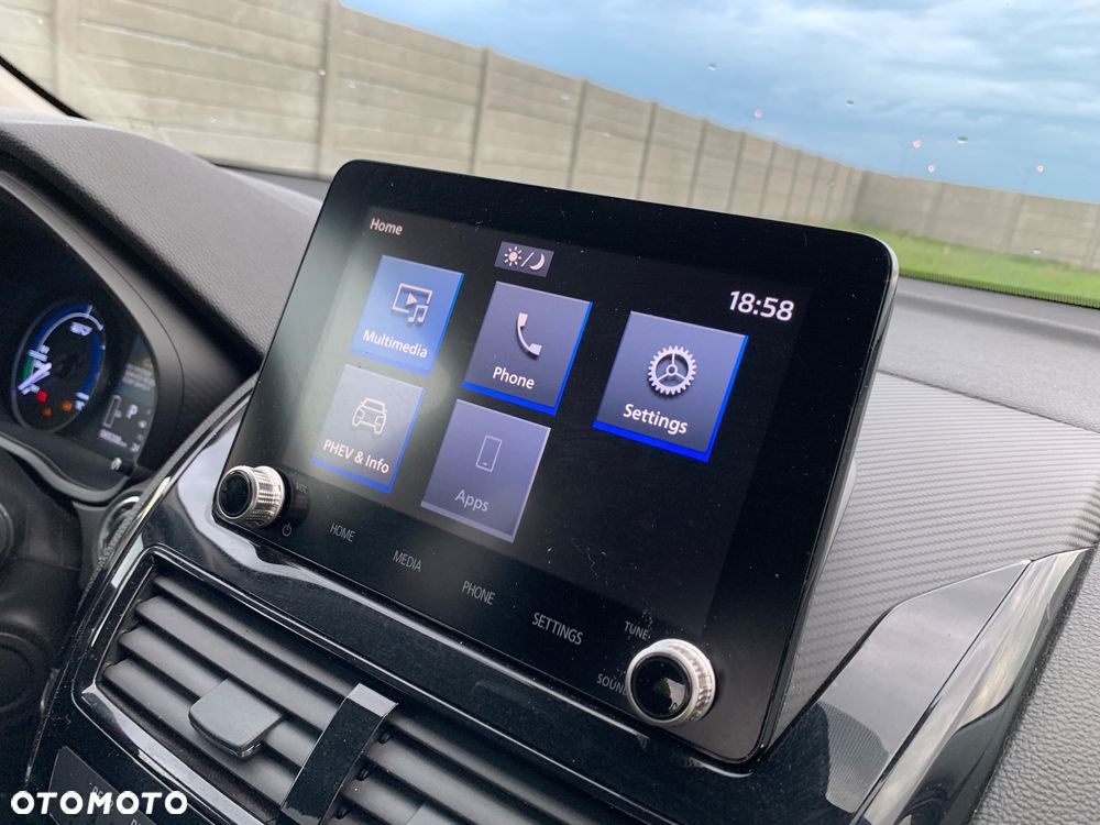 Mitsubishi Eclipse Cross - 16