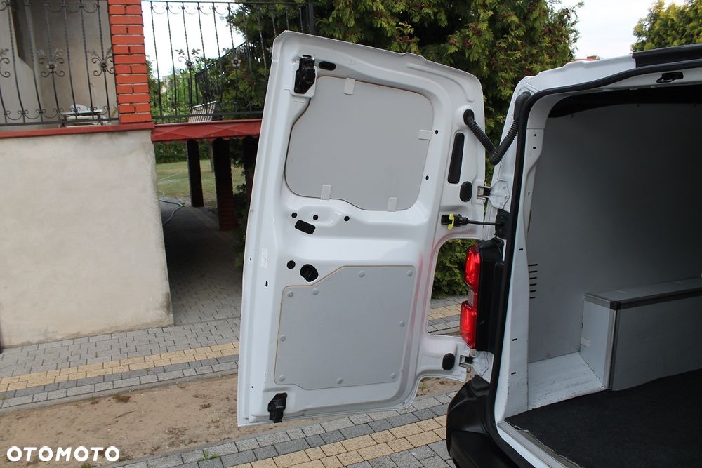 Opel Vivaro - 14