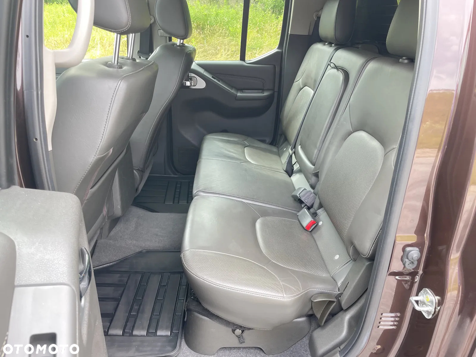 Nissan Navara 2.5 D Platinum Long - 21
