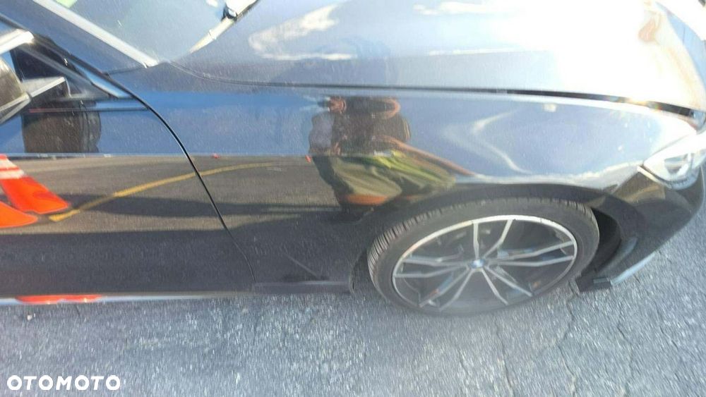 BMW Seria 3 330i M Sport - 15