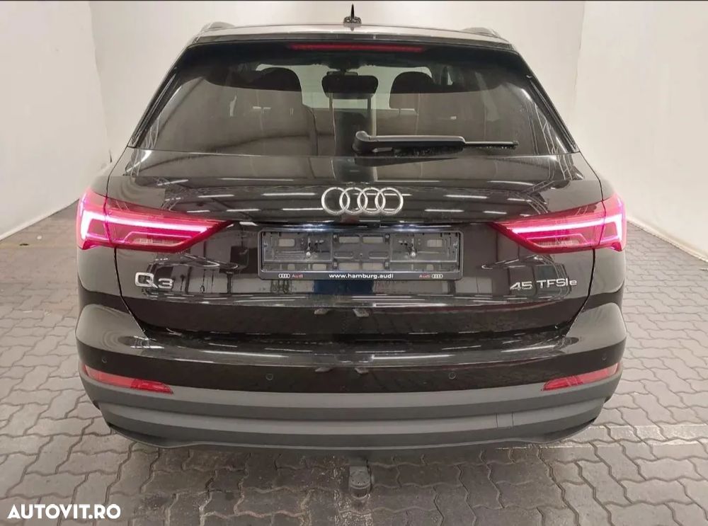 Audi Q3 45 TFSIe S tronic - 14