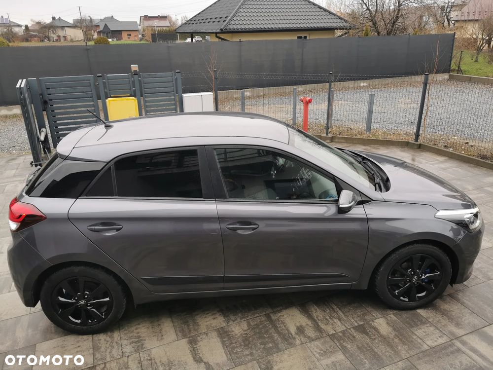 Hyundai i20 blue 1.2 YES Silver - 26