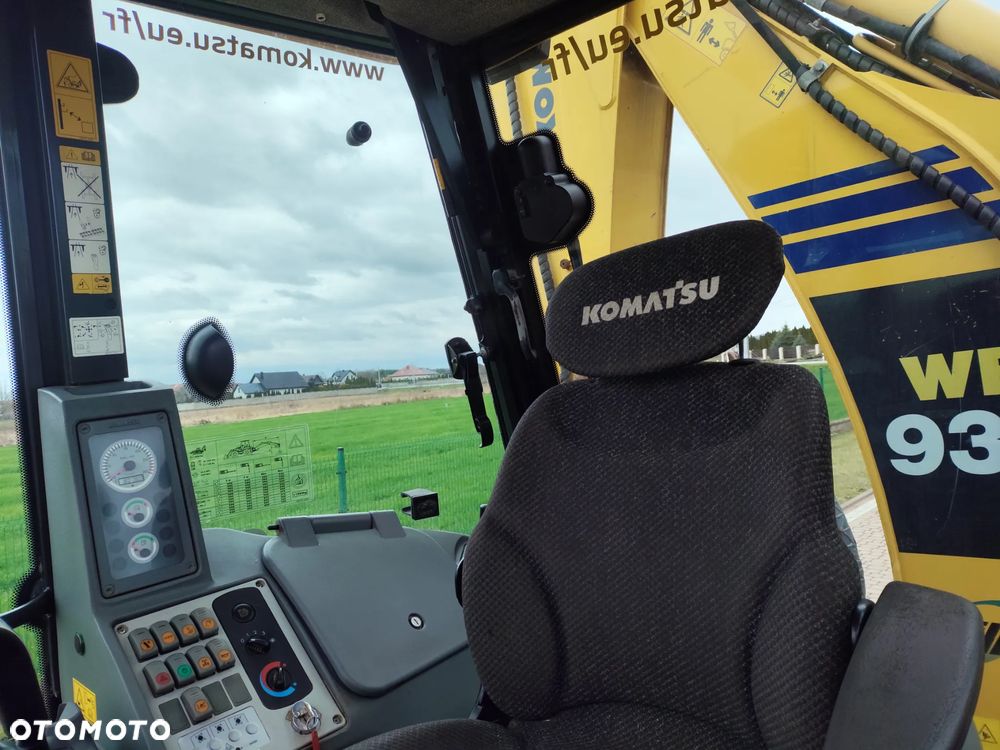 Komatsu Komatsu WB93 S5 / RÓWNE KOŁA / SPROWADZONA / KOPARKO-ŁADOWARKA / - 16