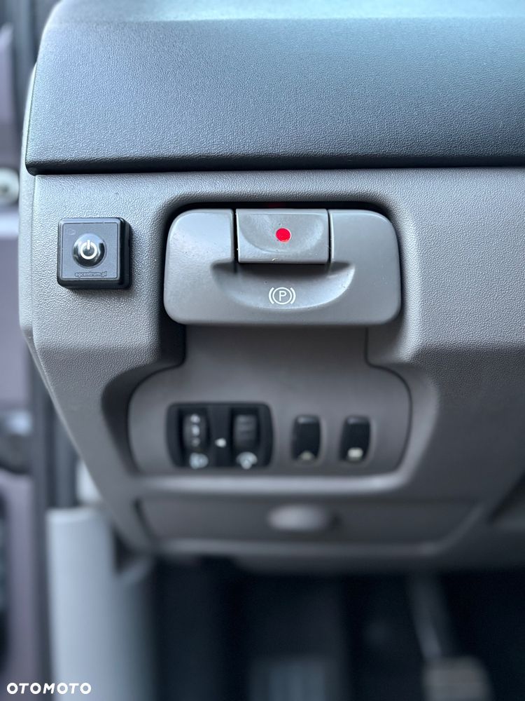 Renault Grand Scenic 2.0 16V Luxe Privilege - 23